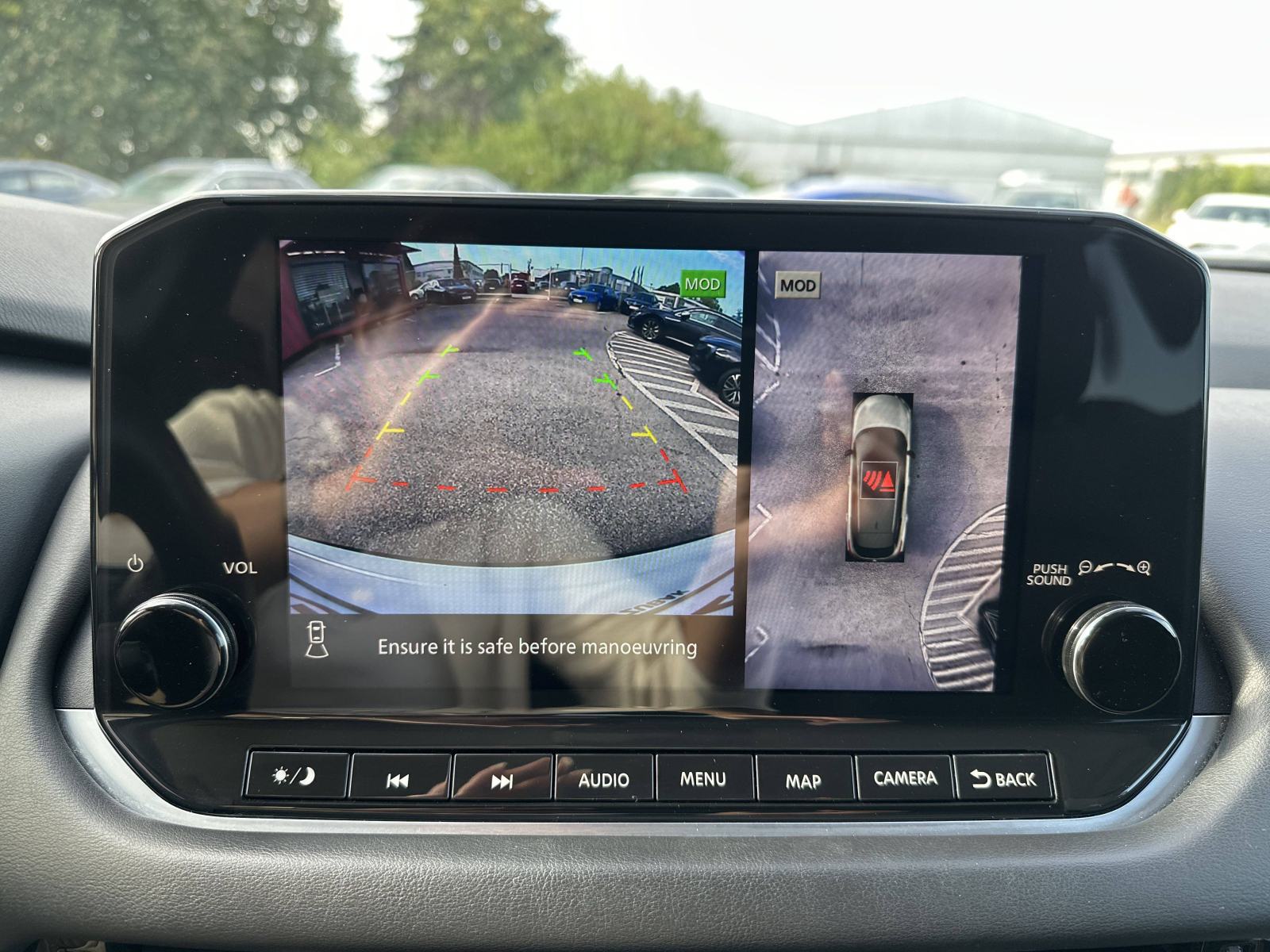 NISSAN QASHQAI 2022 • PREMIUM jamstvo • AutoZubak Rabljena, fotografija 18