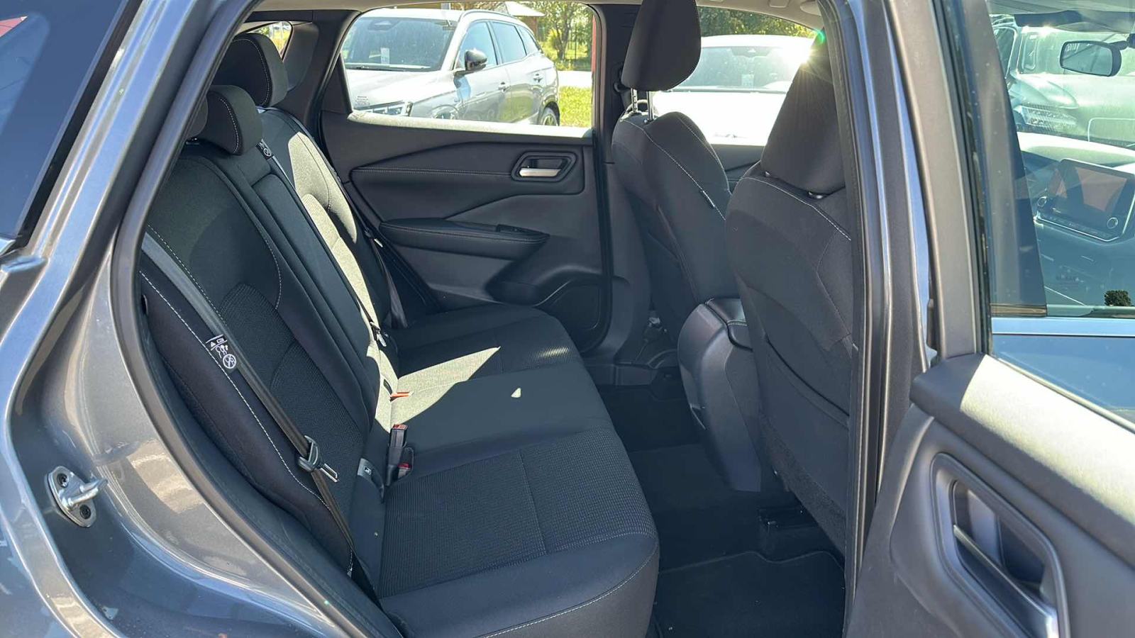 NISSAN QASHQAI 2022 • PREMIUM jamstvo • AutoZubak Rabljena, fotografija 10