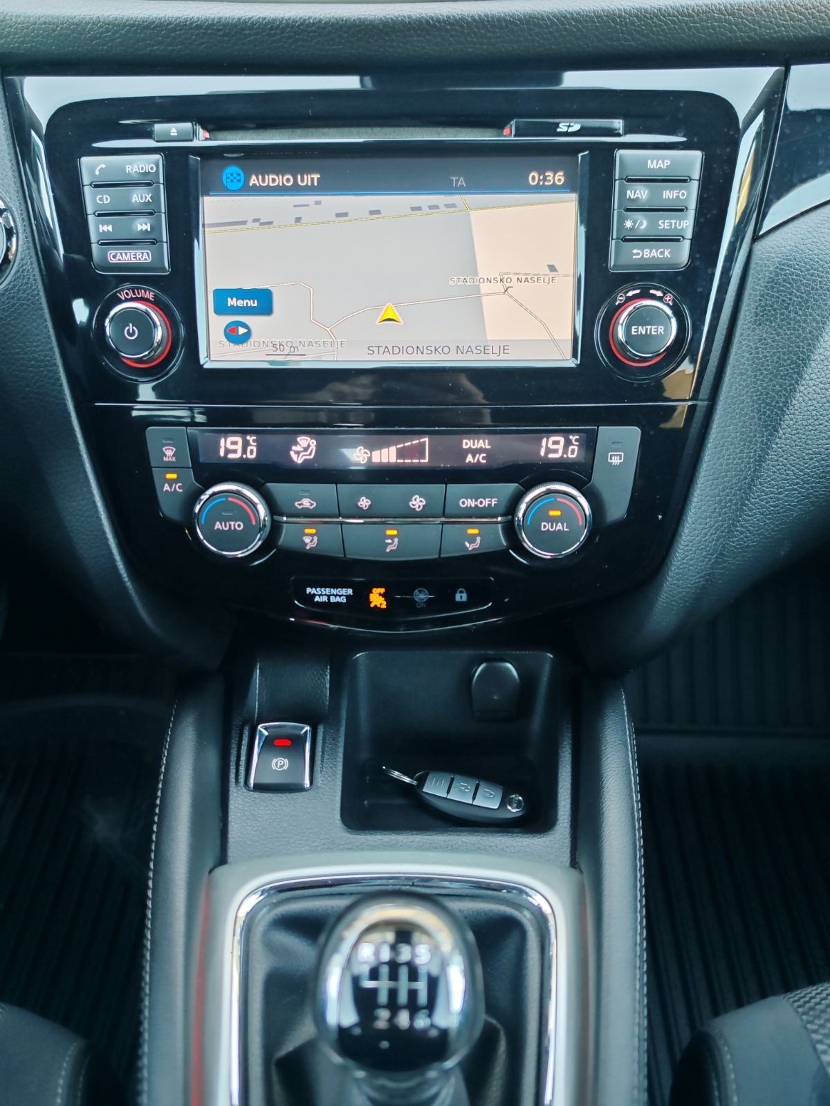 Nissan Qashqai 360 1,2 DIG-T 116ks* KAMERA 360*GRIJANJE, fotografija 9