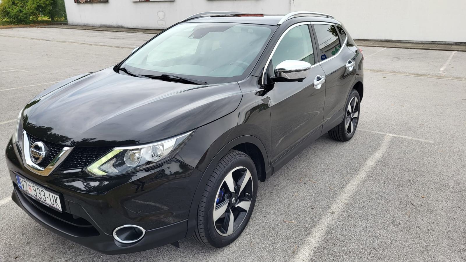 Nissan Qashqai 1.6dci, 4x4 TEKNA,105 TKM,REG.G.DANA,360°KAMERA, fotografija 7