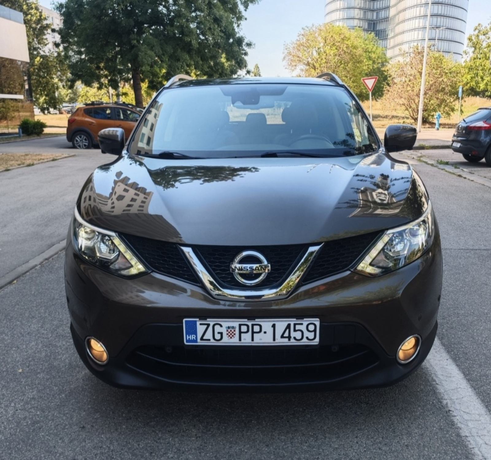 Qashqai 4x4, Tekna. 1,6 dCi, 96kw, 136.000.km orginal-servisna, fotografija 5