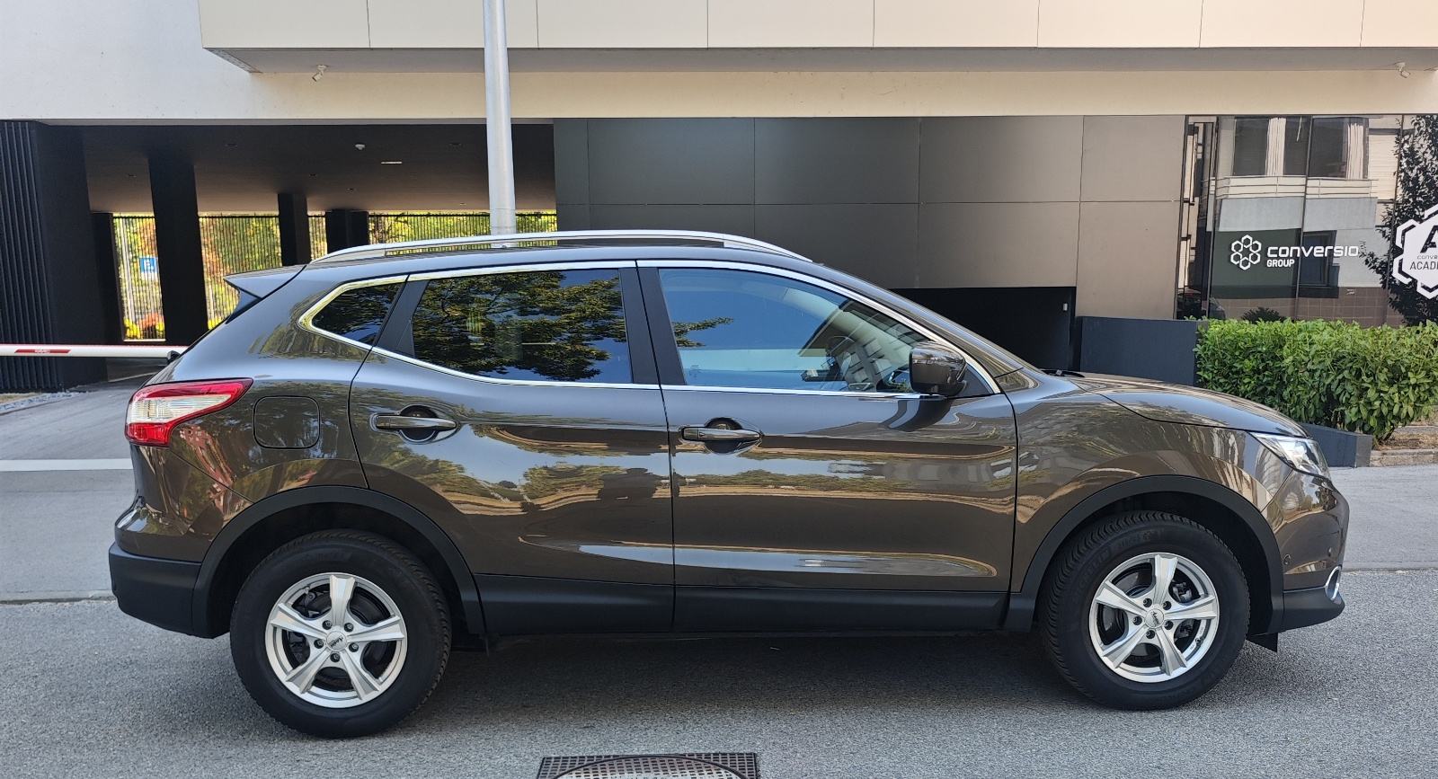 Qashqai 4x4, Tekna. 1,6 dCi, 96kw, 136.000.km orginal-servisna, fotografija 3