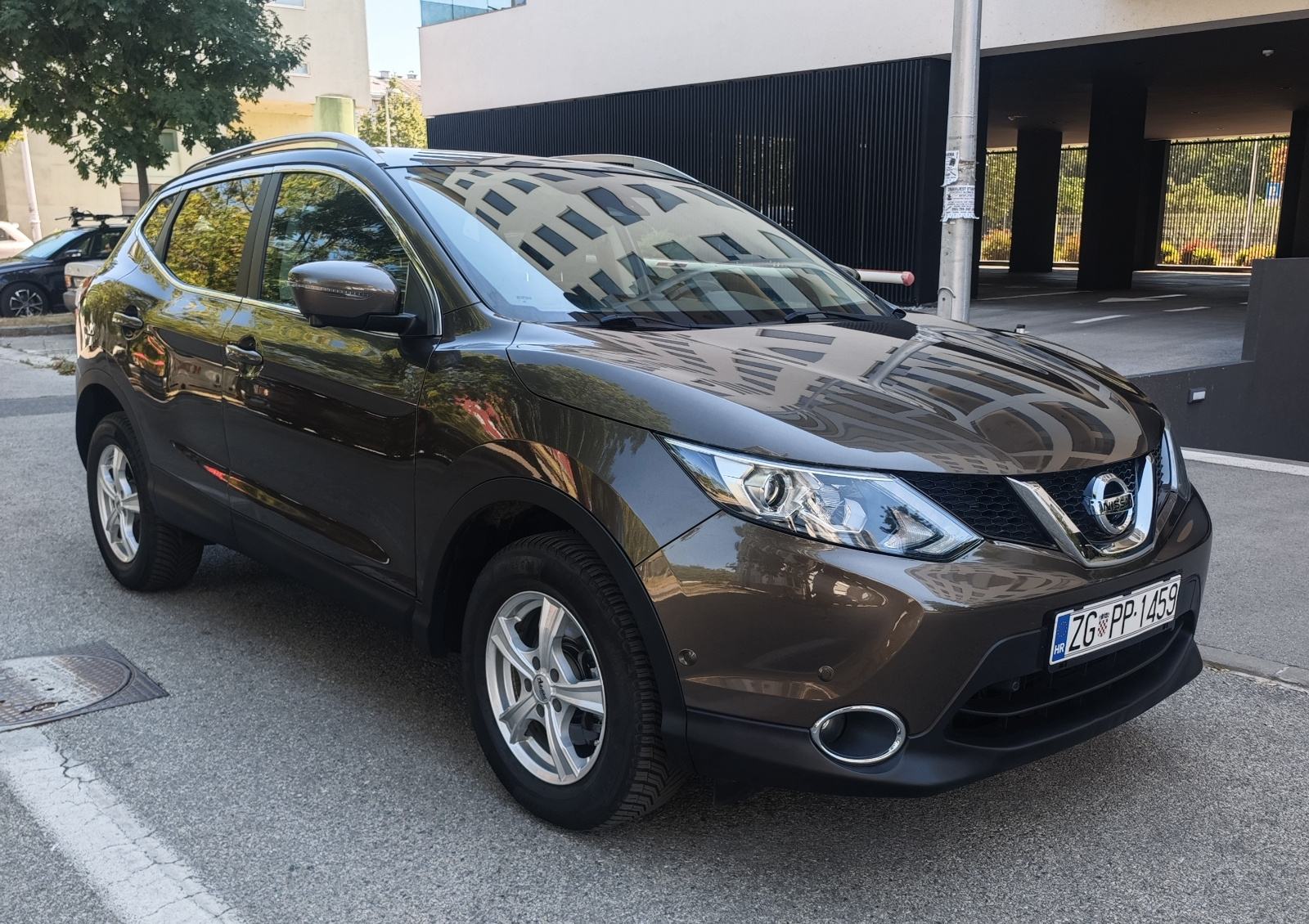Qashqai 4x4, Tekna. 1,6 dCi, 96kw, 136.000.km orginal-servisna, fotografija 6