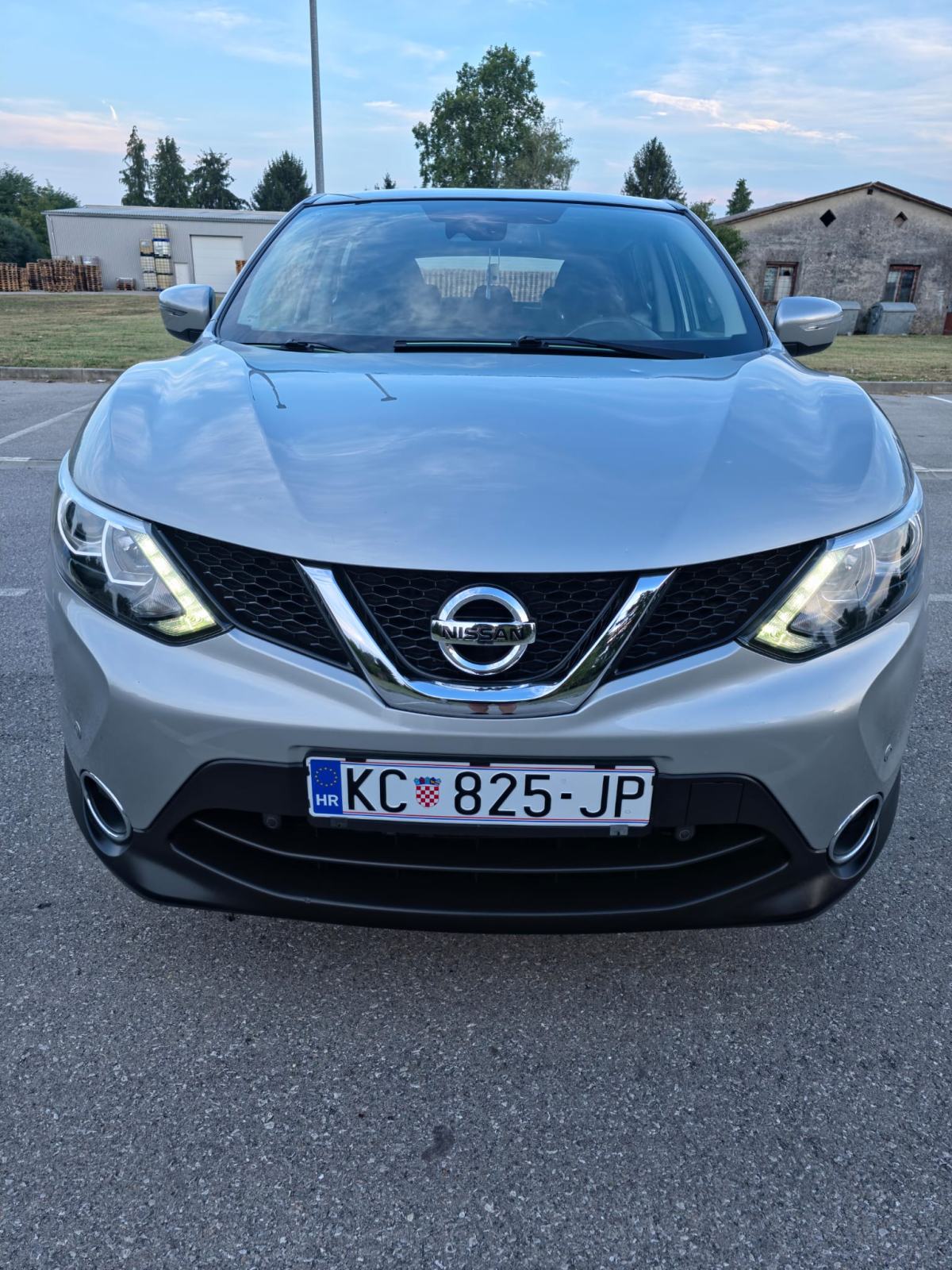 Nissan Qashqai AUTOMATIK SAMO 99000KM, fotografija 2