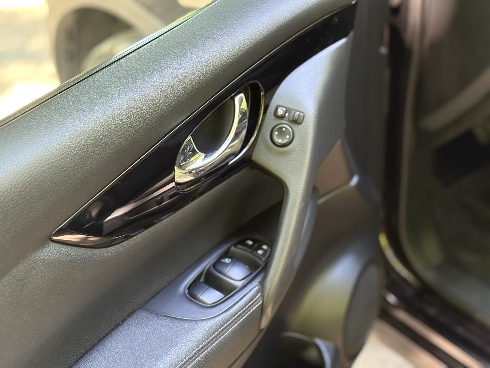 Nissan Qashqai Tekna Panorama, Navi, Lane Assist, Full oprema, fotografija 15