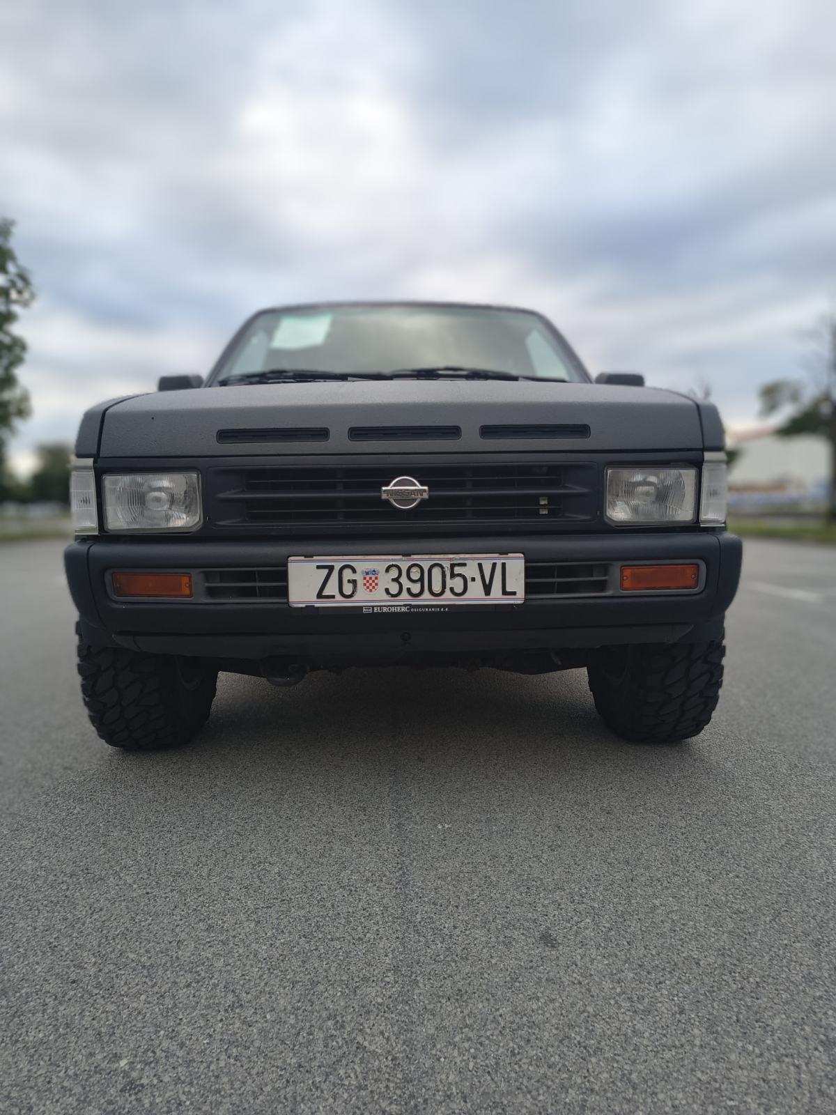 Nissan Terrano 3.0 v6 automatik, fotografija 7