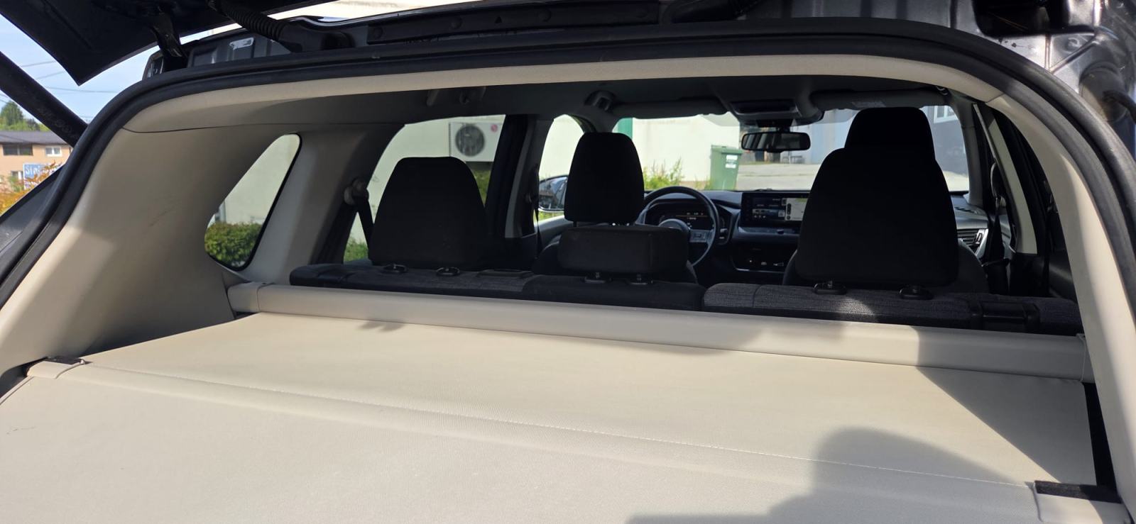 Nissan X-Trail 1.5, fotografija 12
