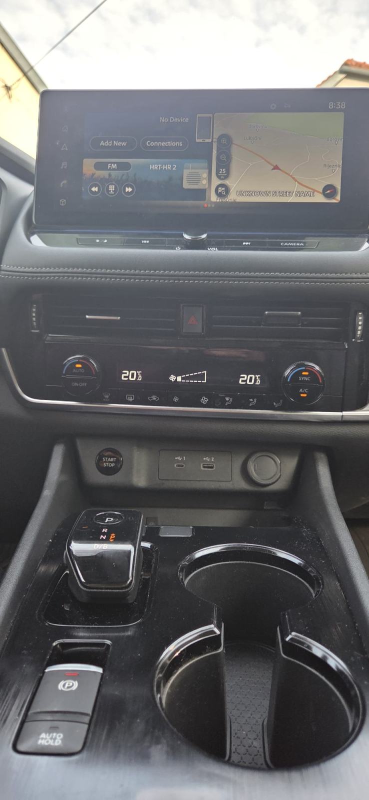 Nissan X-Trail 1.5, fotografija 11