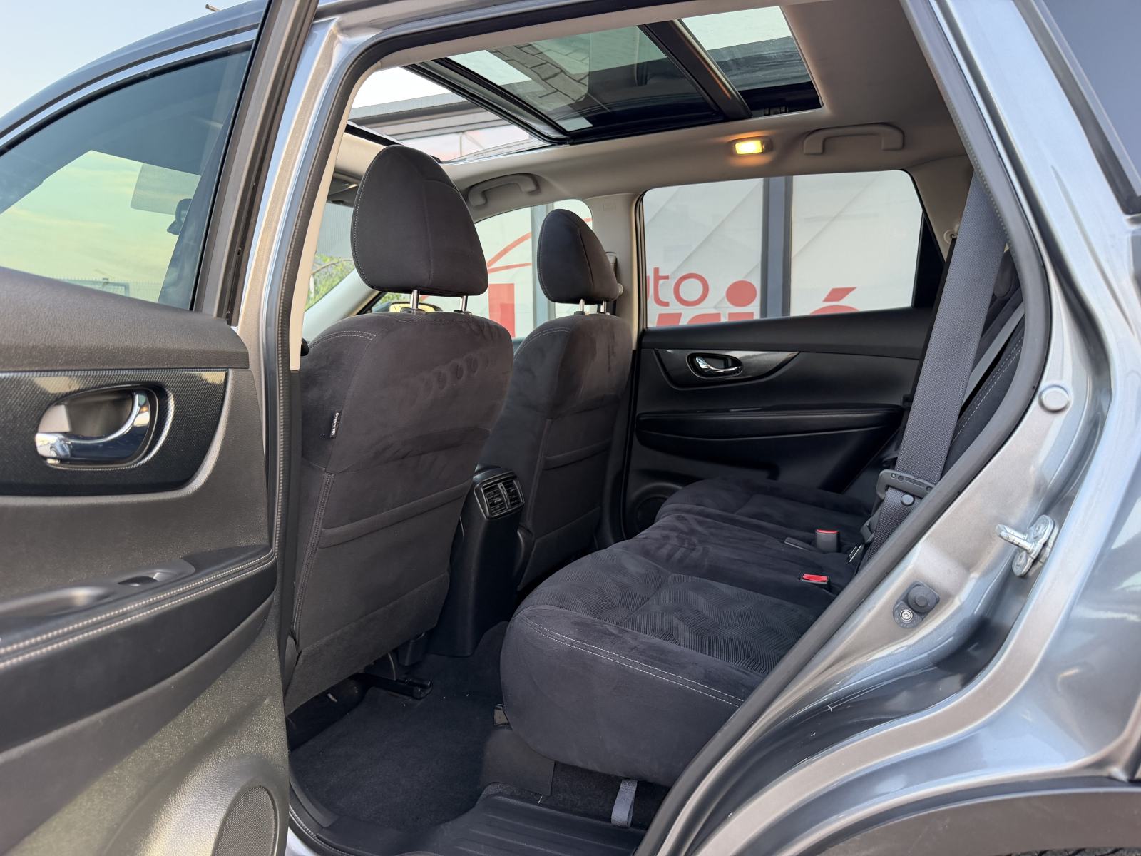 Nissan X-Trail 1,6 dCi - 7 SJEDALA - KAMERA 360 - GARANCIJA, fotografija 10