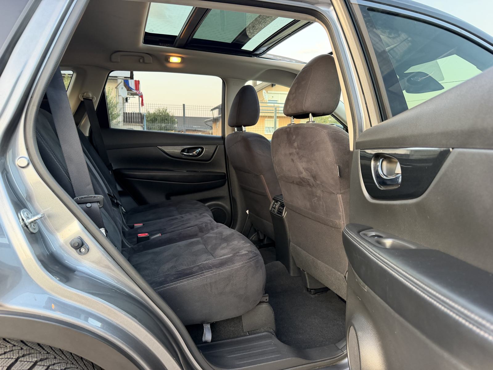 Nissan X-Trail 1,6 dCi - 7 SJEDALA - KAMERA 360 - GARANCIJA, fotografija 11