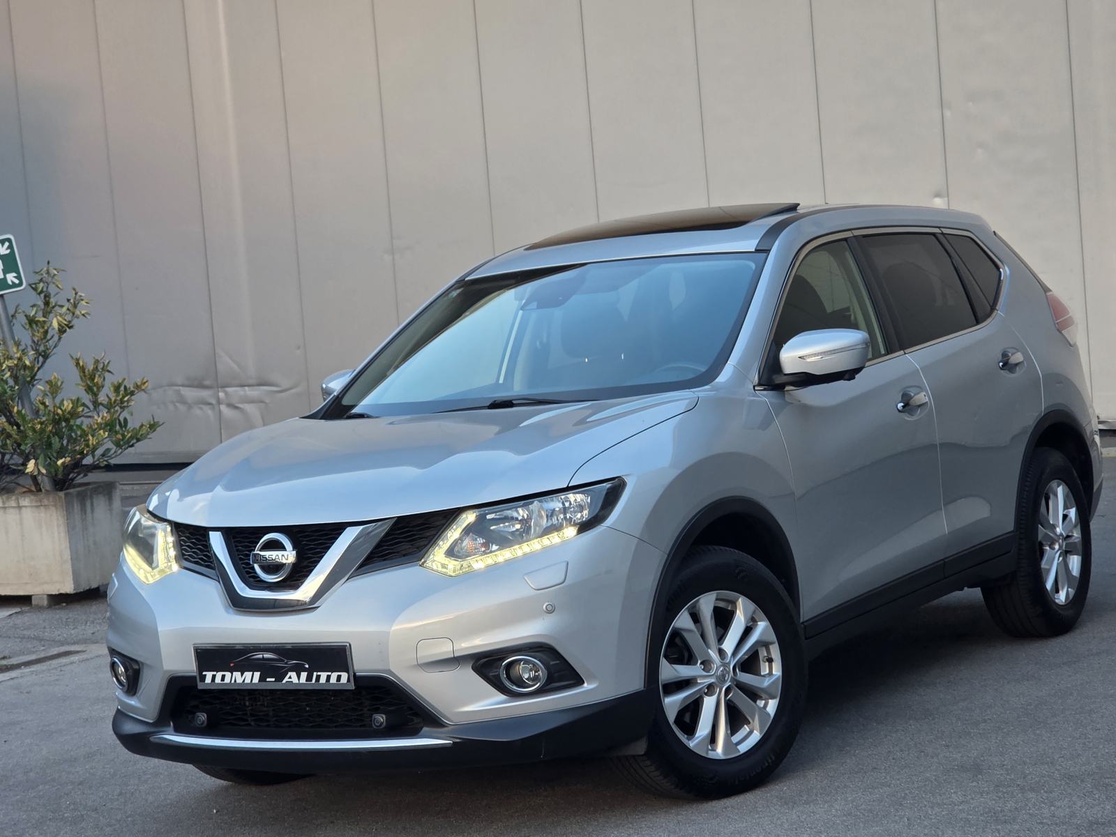 Nissan X-Trail 1,6 dci automatik,EXLUSIVE,PANO,LED,NAVI,360 KAMERA, fotografija 2