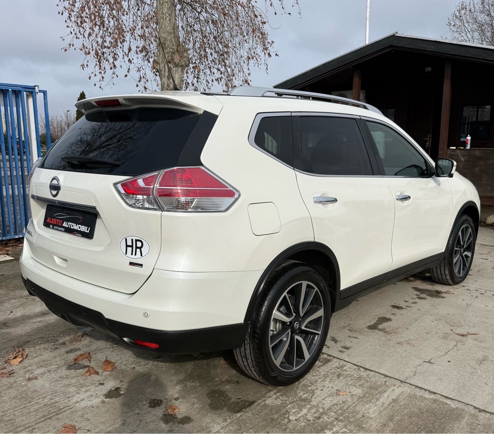 Nissan X-Trail 1,6 dCi automatik,Perla bijeli, fotografija 6