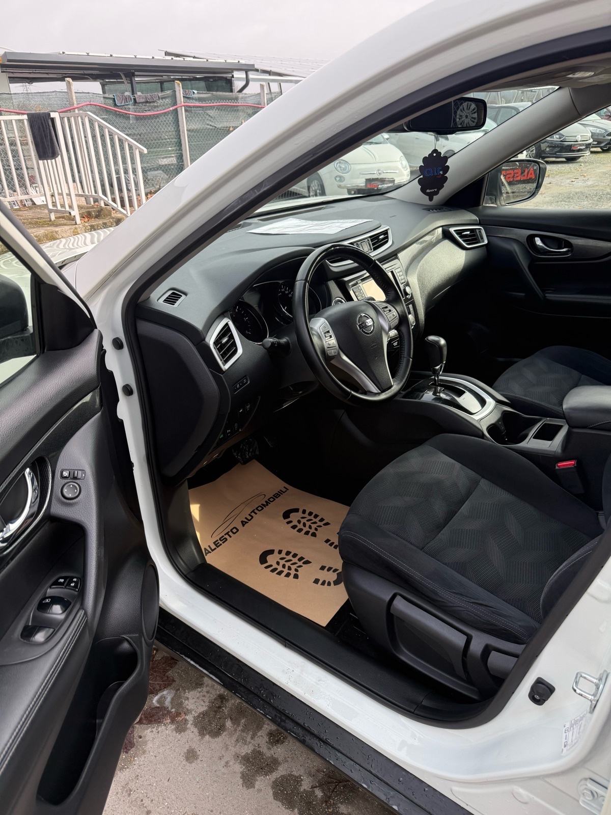 Nissan X-Trail 1,6 dCi automatik,Perla bijeli, fotografija 9