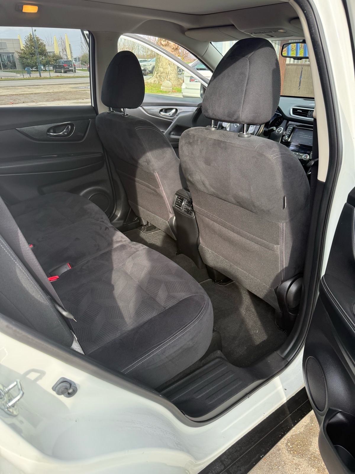 Nissan X-Trail 1,6 dCi automatik,Perla bijeli, fotografija 12