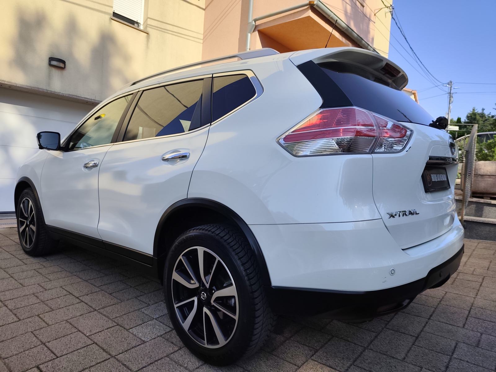 NISSAN X-TRAIL 1,6 DCI, TEKKNA, KAMERA 360° , PERLA, TOP STANJE!, fotografija 4