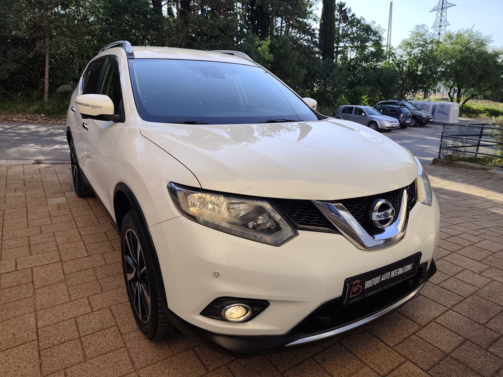 NISSAN X-TRAIL 1,6 DCI, TEKKNA, KAMERA 360° , PERLA, TOP STANJE!, fotografija 7