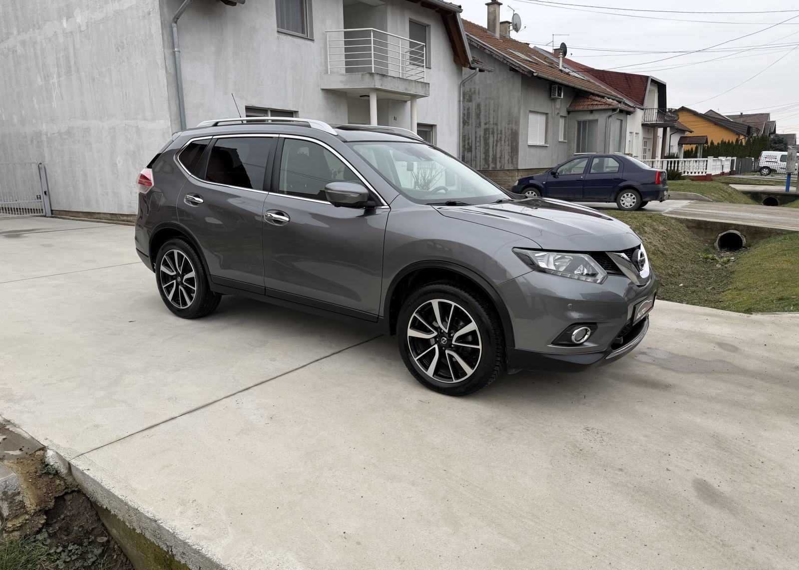 Nissan X-Trail 1,6 dCi PANORAMA...NAVIGACIJA...KAMERE 360°...ALU..., fotografija 3