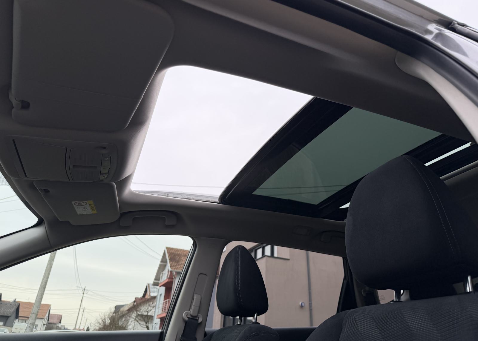 Nissan X-Trail 1,6 dCi PANORAMA...NAVIGACIJA...KAMERE 360°...ALU..., fotografija 19