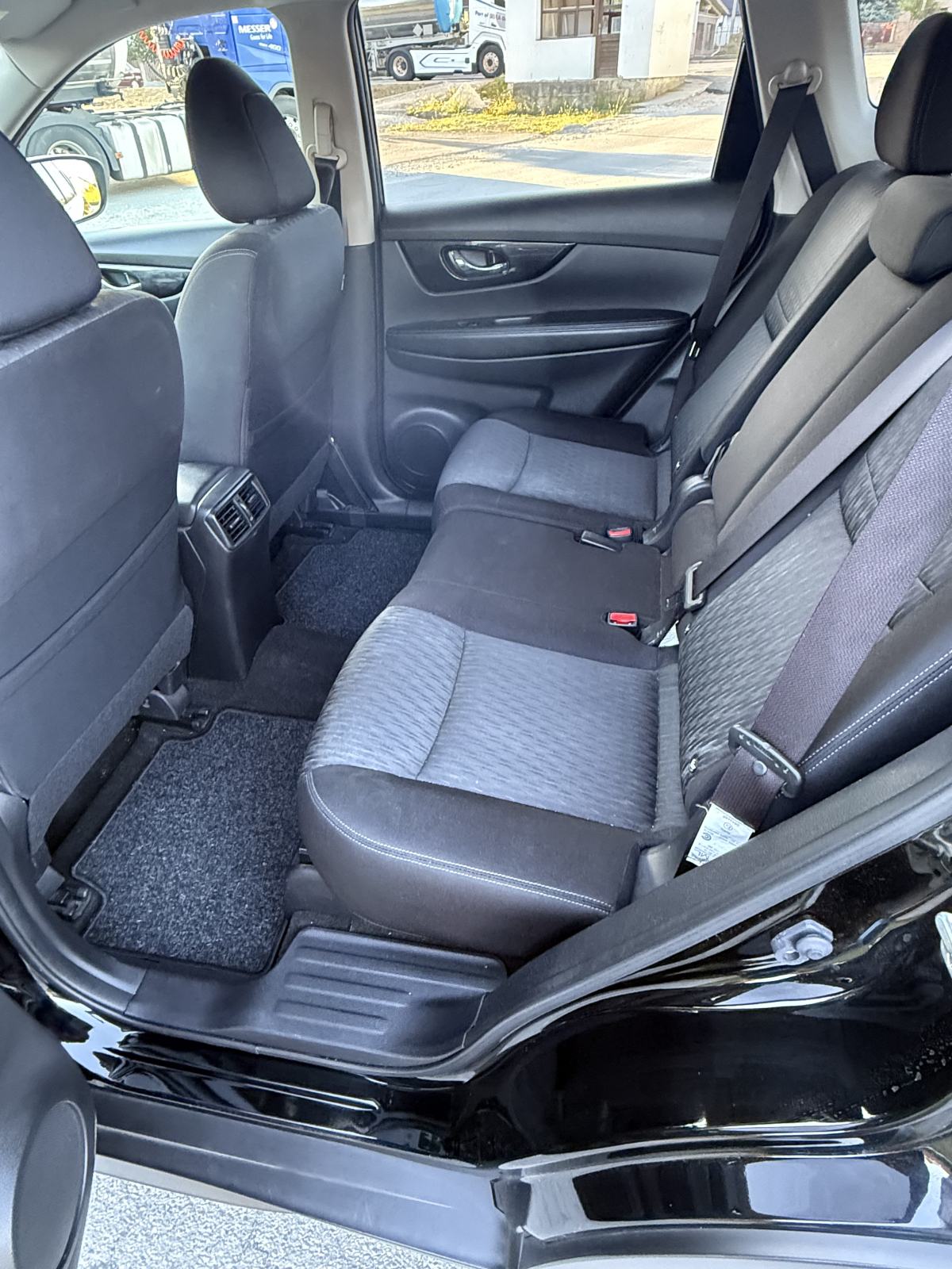 Nissan X-Trail 1,6 dCi,Registriran, Servisna,SUPER STANJE ,AKCIJA !!!, fotografija 13