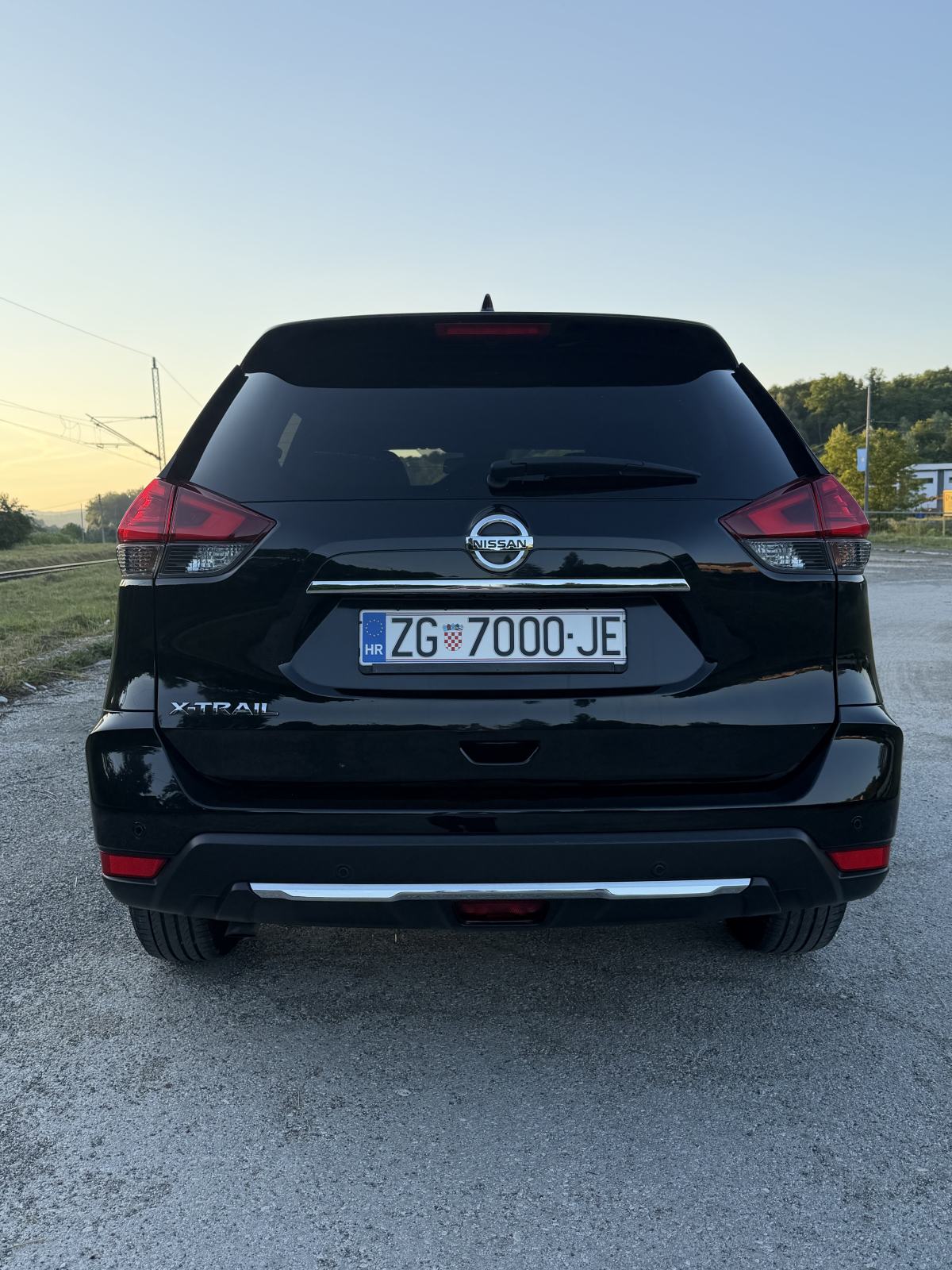 Nissan X-Trail 1,6 dCi,Registriran, Servisna,SUPER STANJE ,AKCIJA !!!, fotografija 9