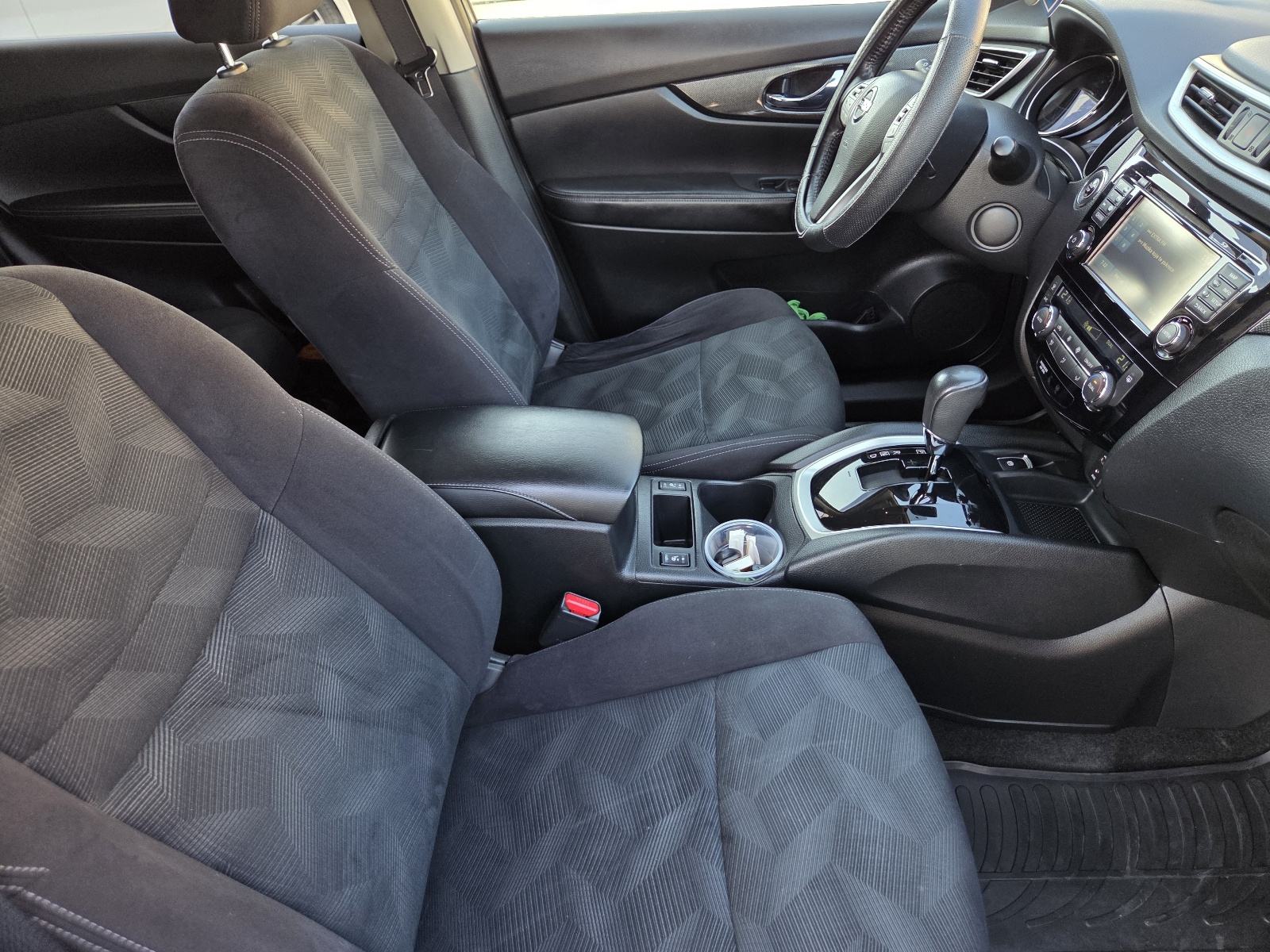 Nissan X-Trail 1,6 dCi Tekna X-tronic Automatik 96kw --2016.g.--, fotografija 16