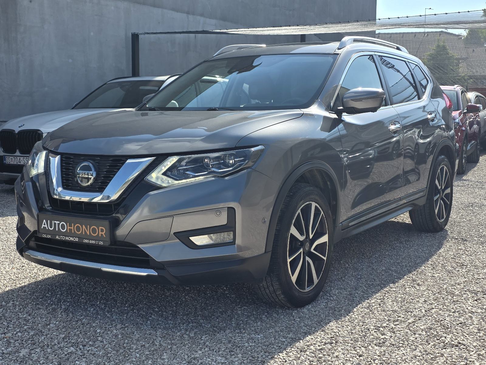 Nissan X-Trail 1,7 dCi Tekna+ 7 sjedala Servisna knjiga Jamstvo 12 mj, fotografija 1