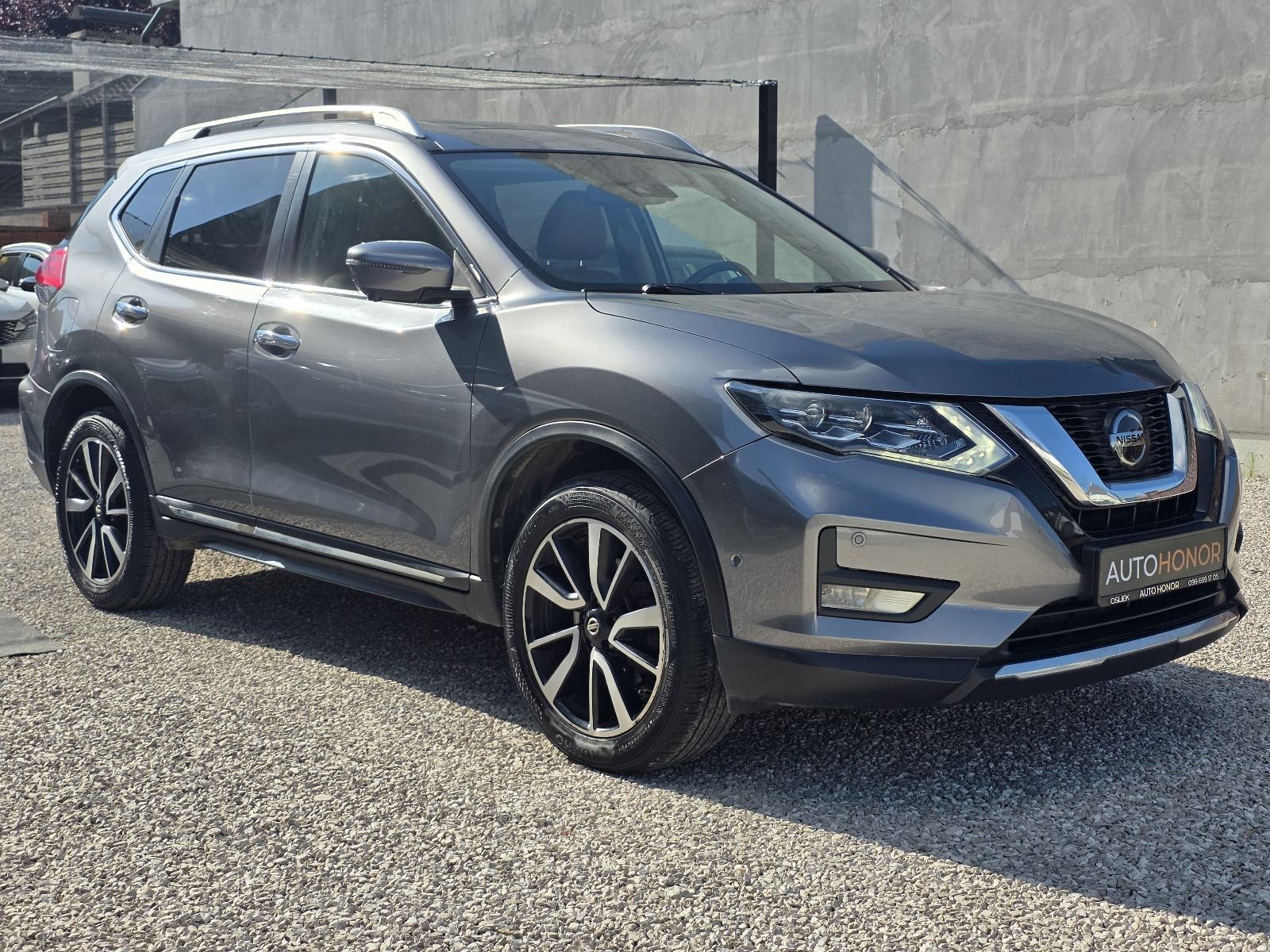 Nissan X-Trail 1,7 dCi Tekna+ 7 sjedala Servisna knjiga Jamstvo 12 mj, fotografija 3
