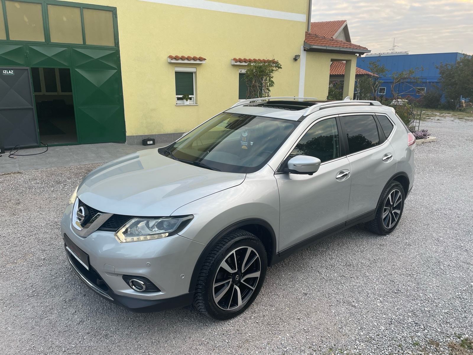 NISSAN X-TRAIL 2.0dci 180ks,4x4,AUTOMATIK,ZAMJENA,PANORAMA,JAMSTVO., fotografija 1