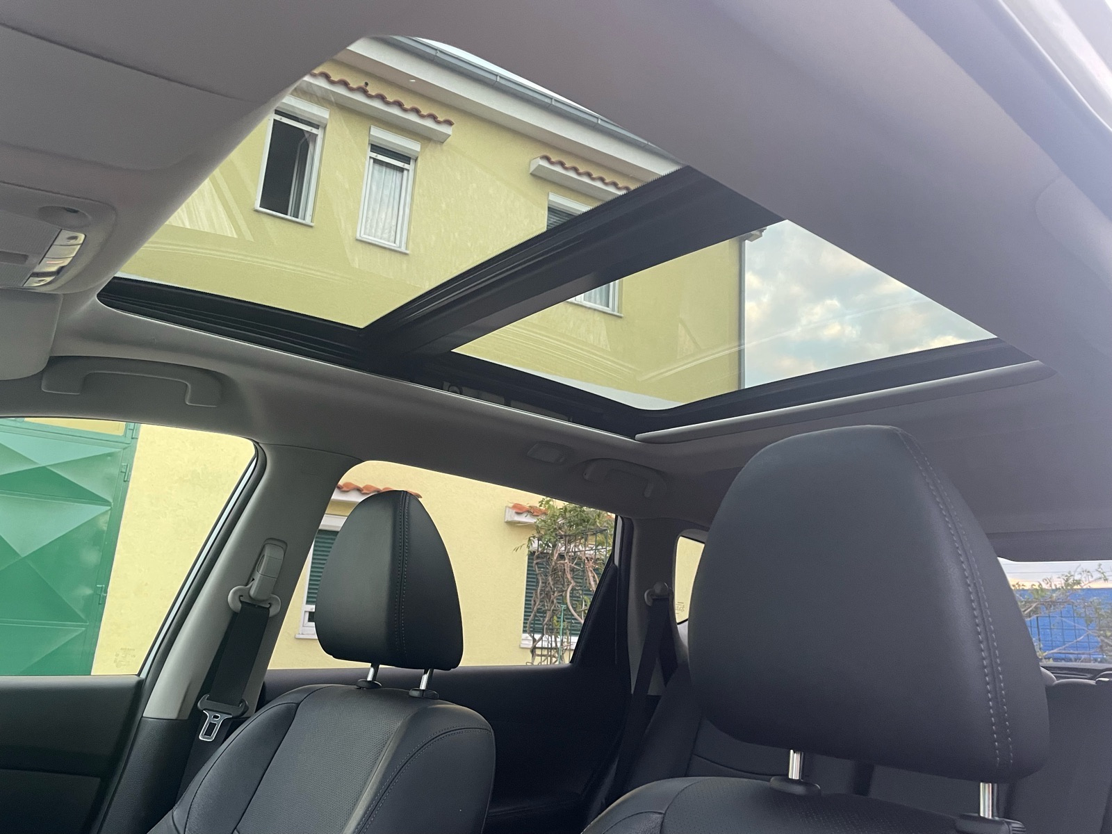 NISSAN X-TRAIL 2.0dci 180ks,4x4,AUTOMATIK,ZAMJENA,PANORAMA,JAMSTVO., fotografija 13