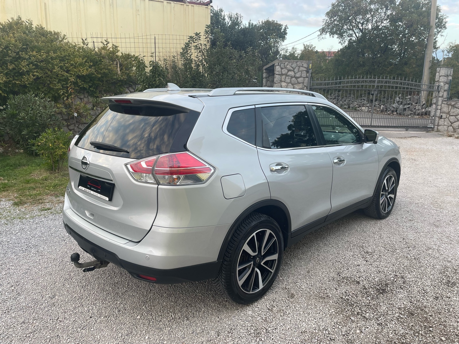 NISSAN X-TRAIL 2.0dci 180ks,4x4,AUTOMATIK,ZAMJENA,PANORAMA,JAMSTVO., fotografija 5