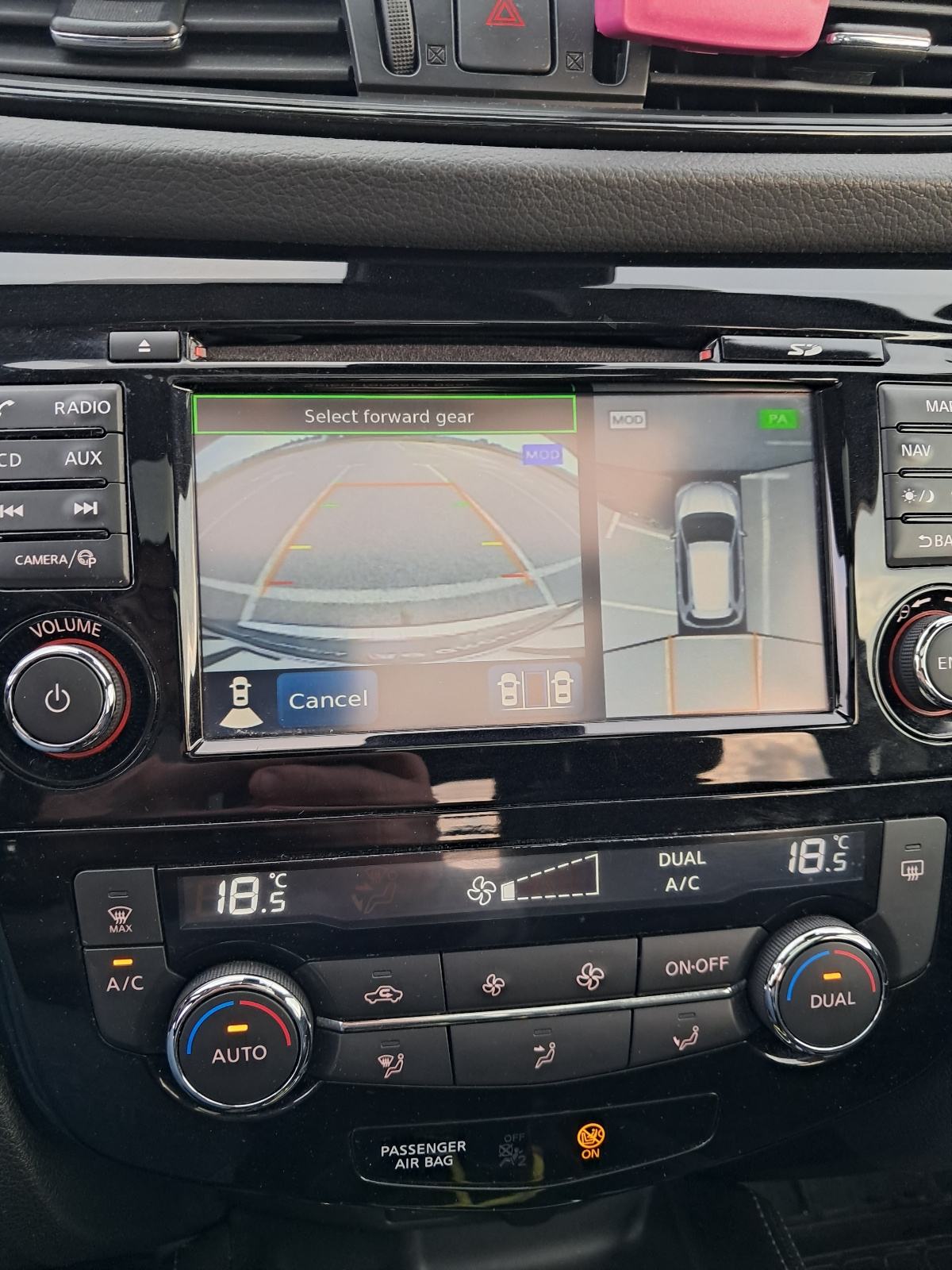 Nissan X-Trail 2.0 FULL,,4X4,AUT,,LED,NAVI,PANO, fotografija 6
