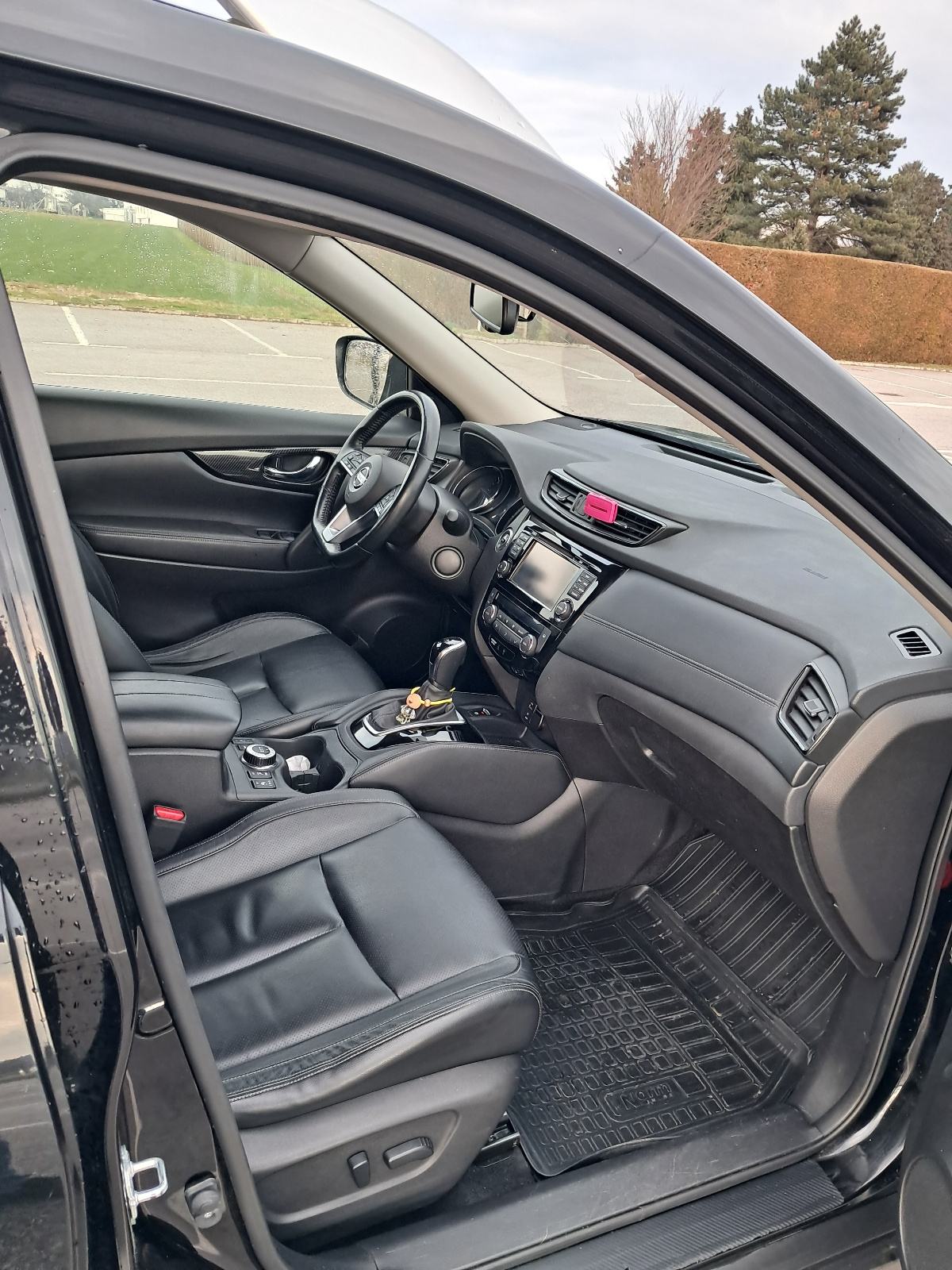 Nissan X-Trail 2.0 FULL,,4X4,AUT,,LED,NAVI,PANO, fotografija 3