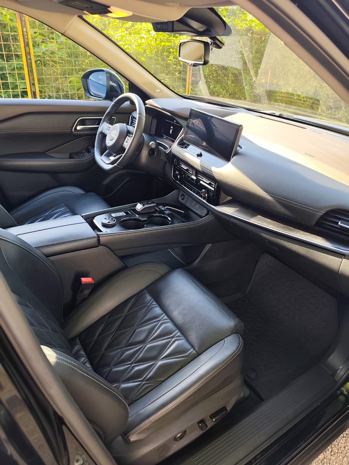 Nissan X-Trail Tekna+ e-POWER e-4ORCE 213 KS 4WD, Panorama, HUD, 360°, fotografija 4