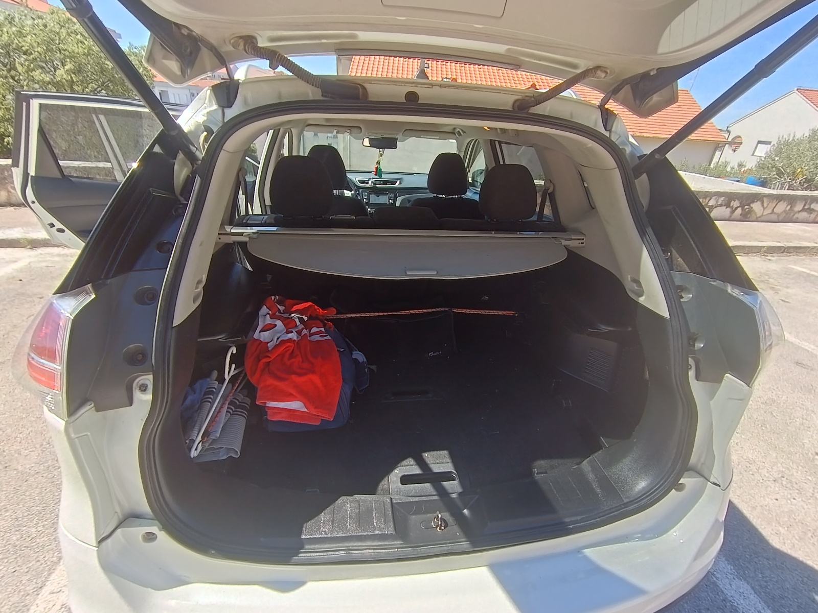 Nissan X-Trail T32 1,6 dCi automatik, fotografija 11