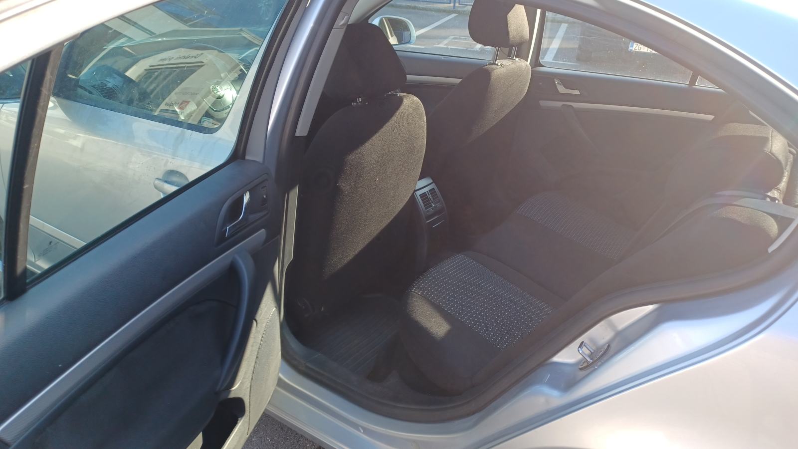 OCTAVIA 2,0 TDI DSG ELEGANCE Plus, Xenon Plus,PDC,Tempo., 06/ 2011.g.,, fotografija 15