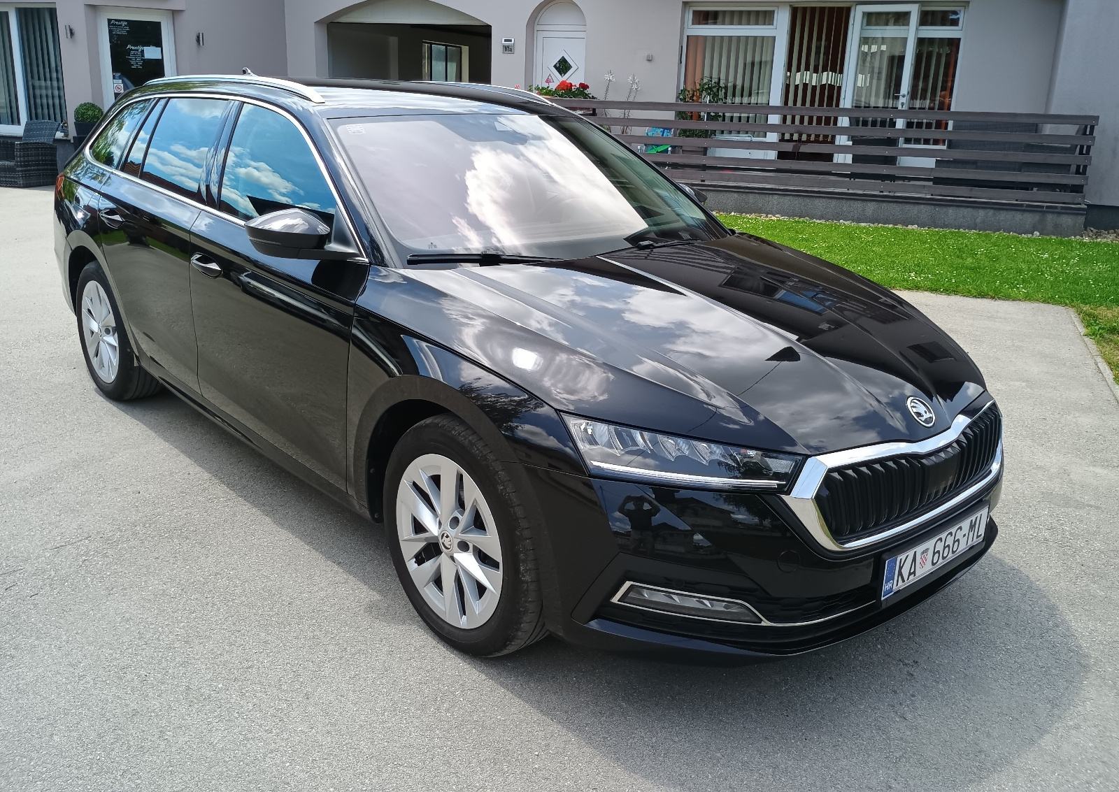 Octavia style 2,0 TDI 150ks,reg. 1 god, fotografija 2