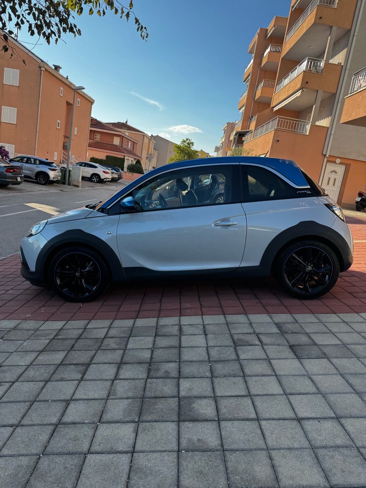 Opel Adam 1,0 turbo/ Roks/ Cabrio, fotografija 9