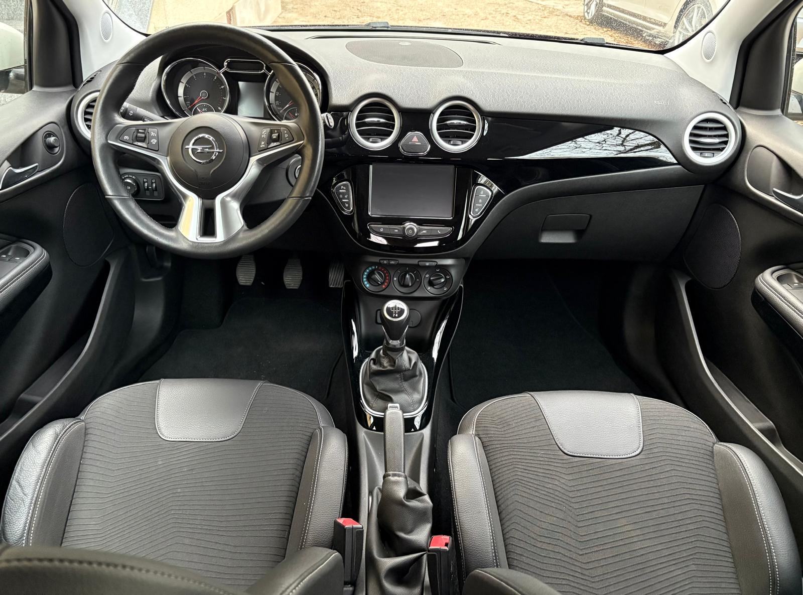 Opel Adam 1,2 i / reg do 02/2027 / koža / sport, fotografija 11