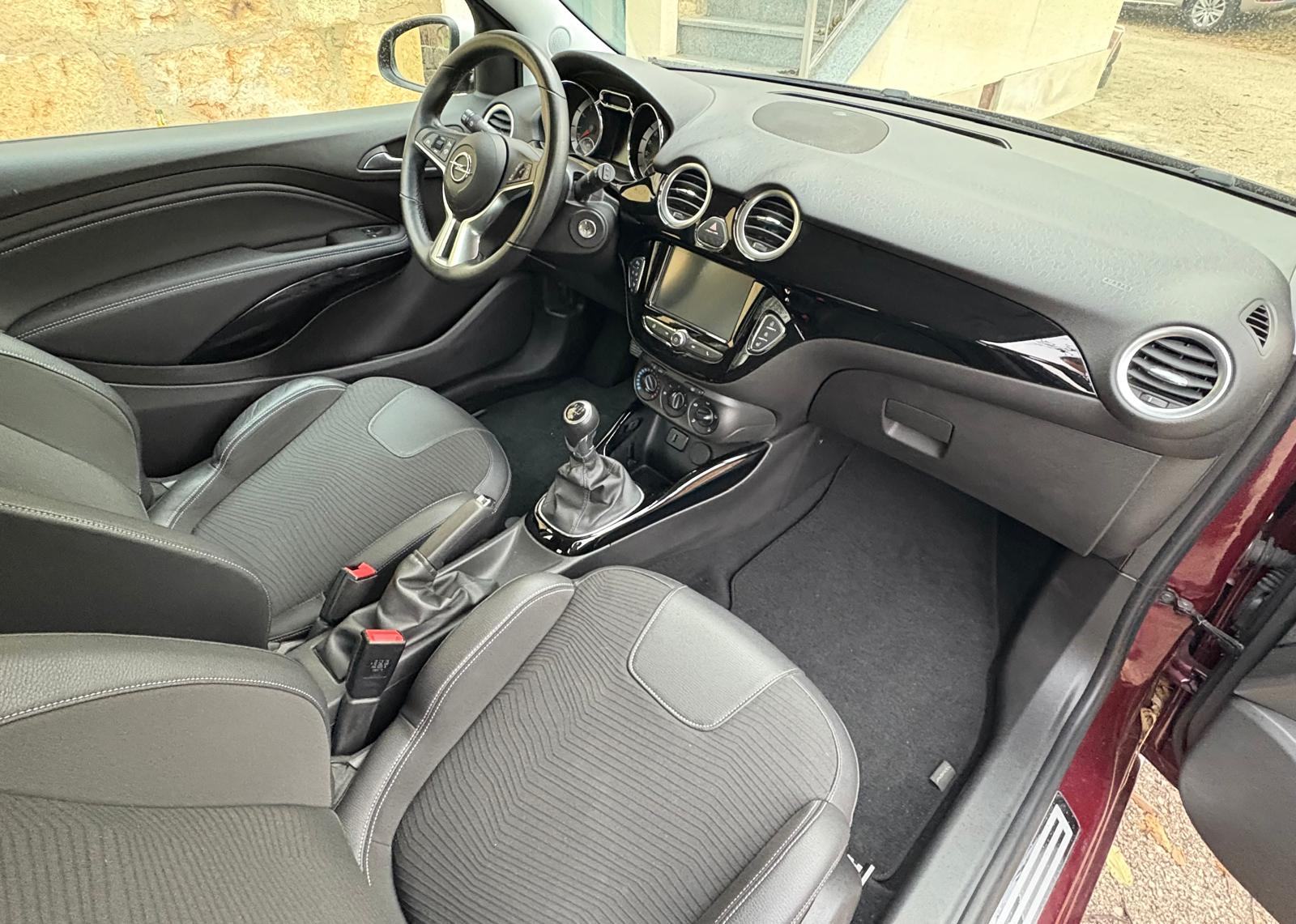 Opel Adam 1,2 i / reg do 02/2027 / koža / sport, fotografija 13