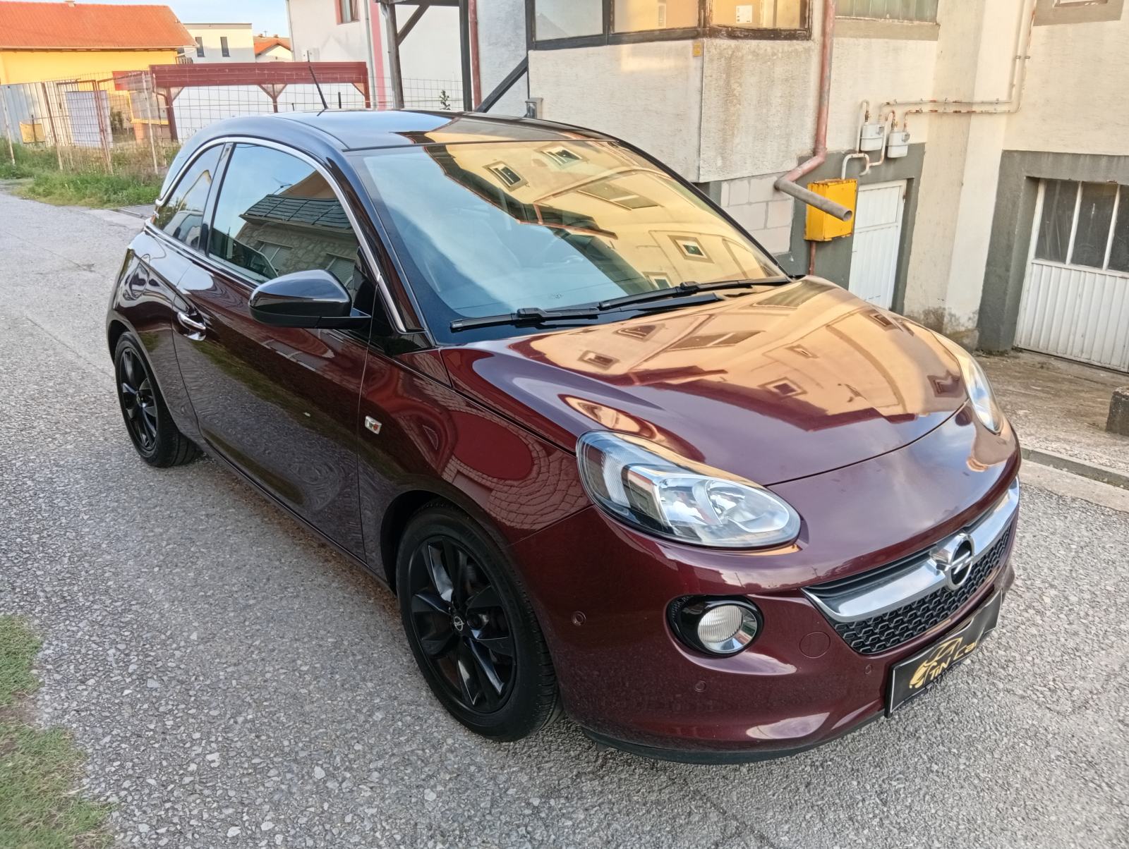 Opel Adam 1,2 Glam Eco mod.2015 - PANORAMA/ KOŽA/ PDC/ ALU/ 165 TKM, fotografija 3