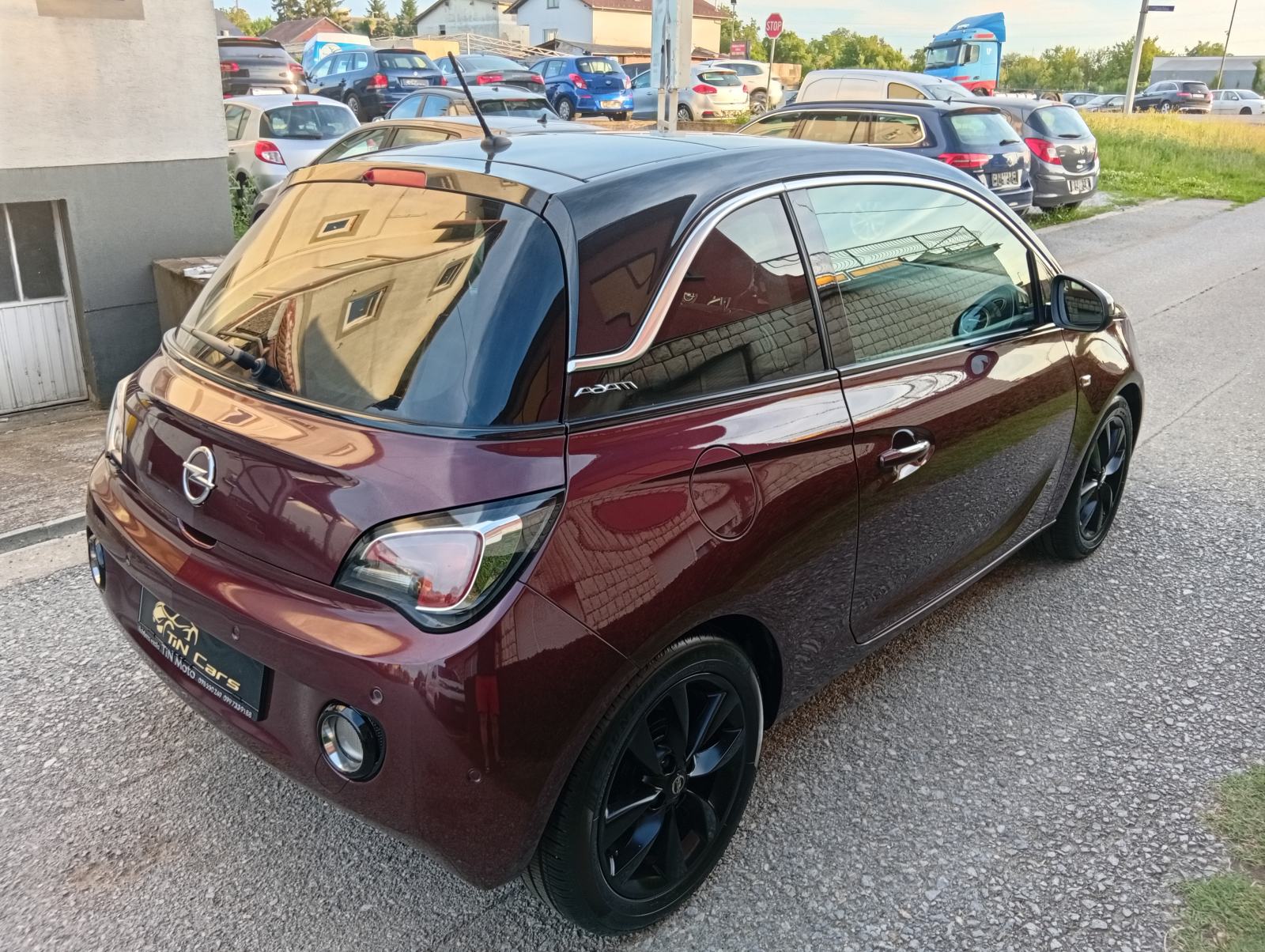 Opel Adam 1,2 Glam Eco mod.2015 - PANORAMA/ KOŽA/ PDC/ ALU/ 165 TKM, fotografija 4