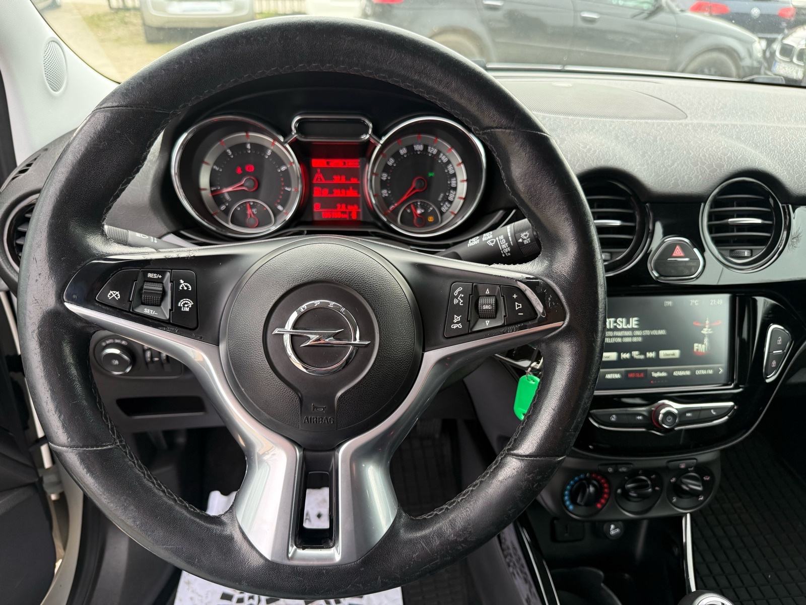 Opel Adam 1.2 -KLIMA-ALU-MFV-TEMPOMAT-NEMA 5%-KARTICE, fotografija 15
