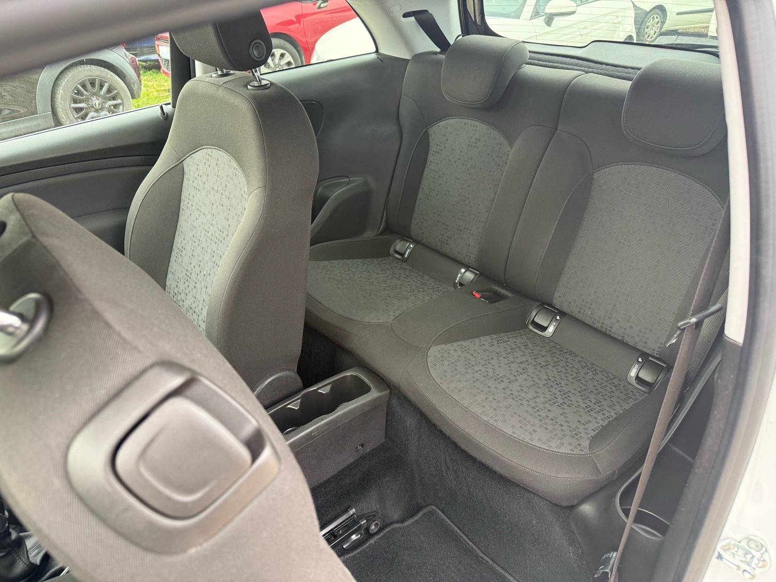 Opel Adam 1.2 -KLIMA-ALU-MFV-TEMPOMAT-NEMA 5%-KARTICE, fotografija 20