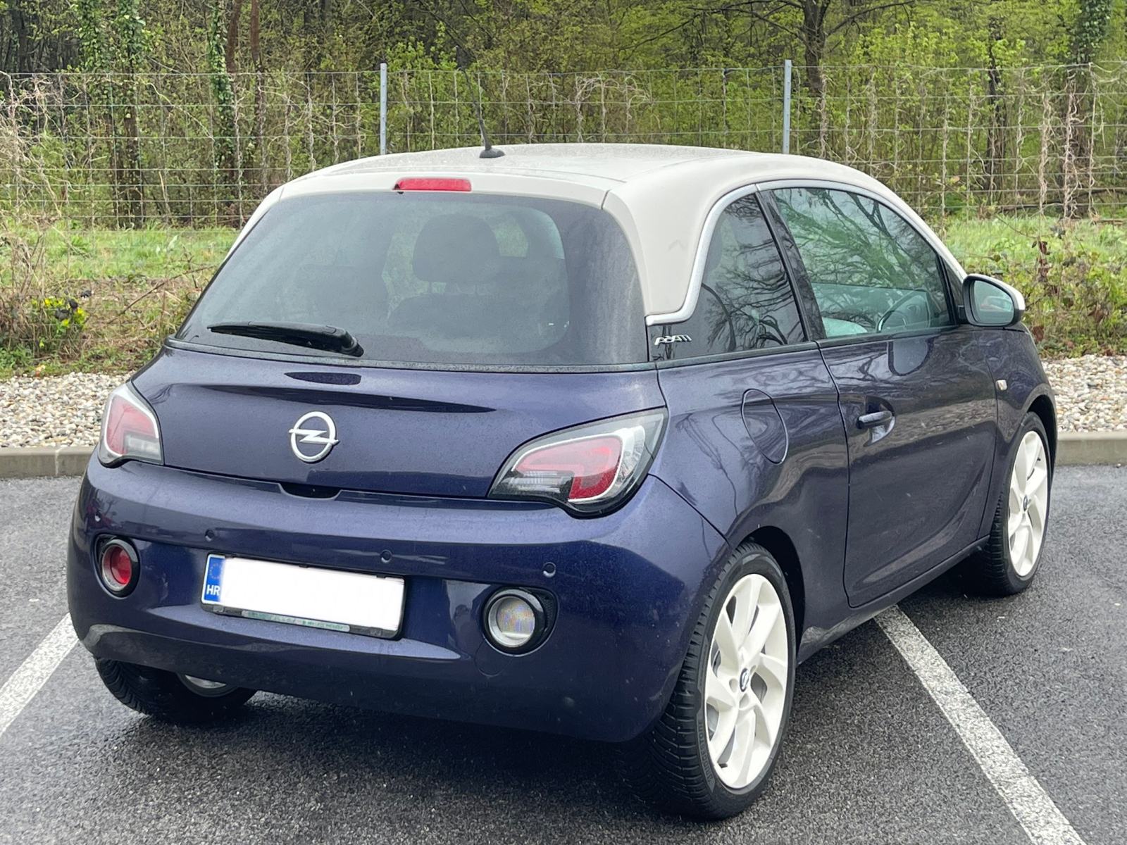OPEL ADAM 1,4 •• ODLIČNO STANJE, GRIJANJE VOLANA / GRIJANJE SJEDALA ••, fotografija 4
