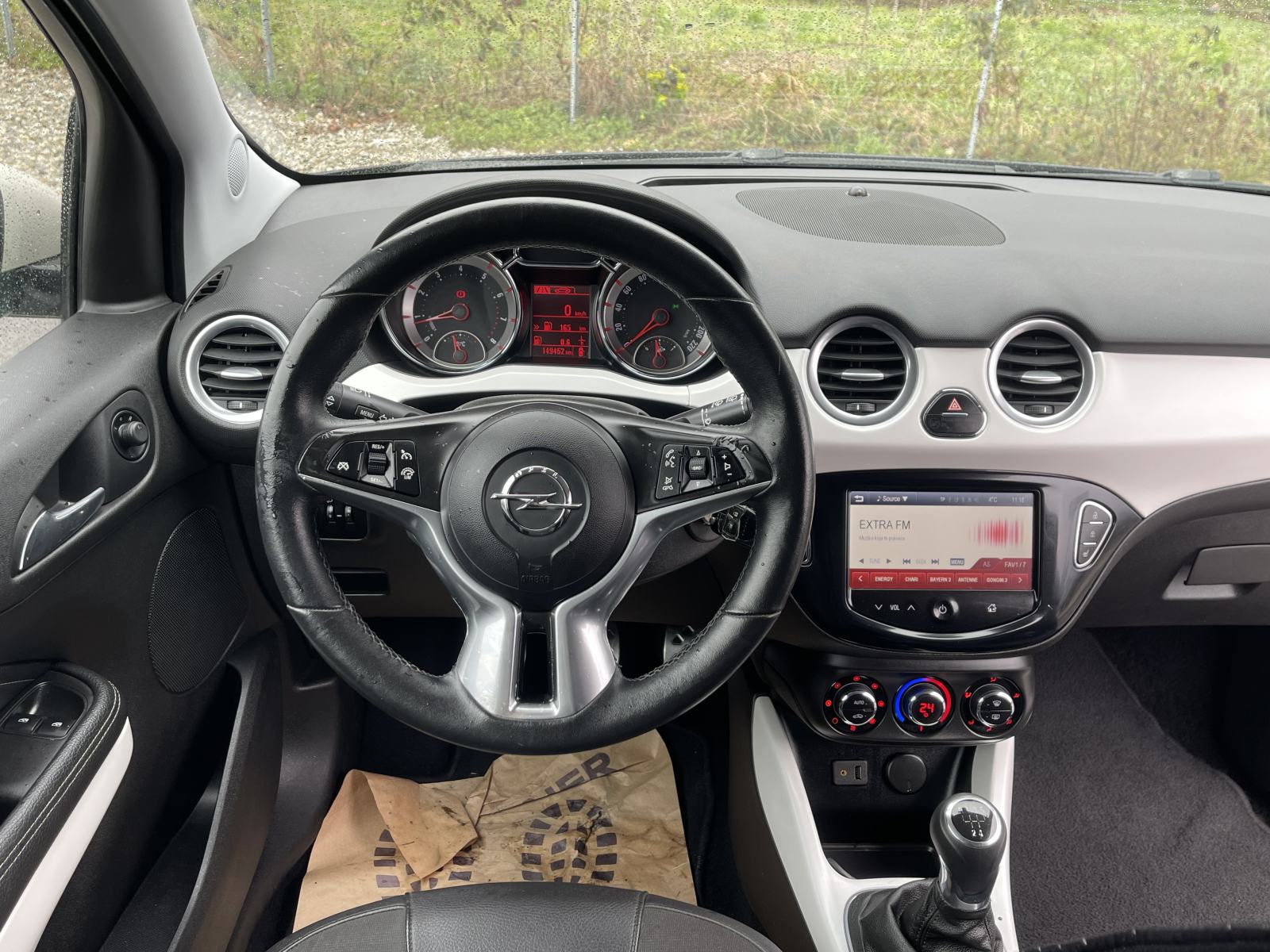OPEL ADAM 1,4 •• ODLIČNO STANJE, GRIJANJE VOLANA / GRIJANJE SJEDALA ••, fotografija 16