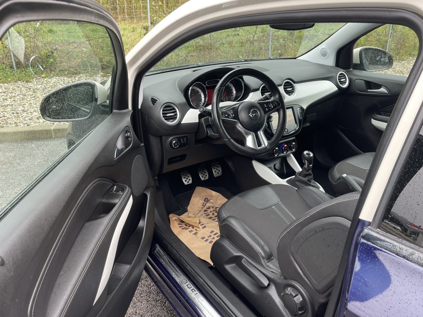 OPEL ADAM 1,4 •• ODLIČNO STANJE, GRIJANJE VOLANA / GRIJANJE SJEDALA ••, fotografija 10