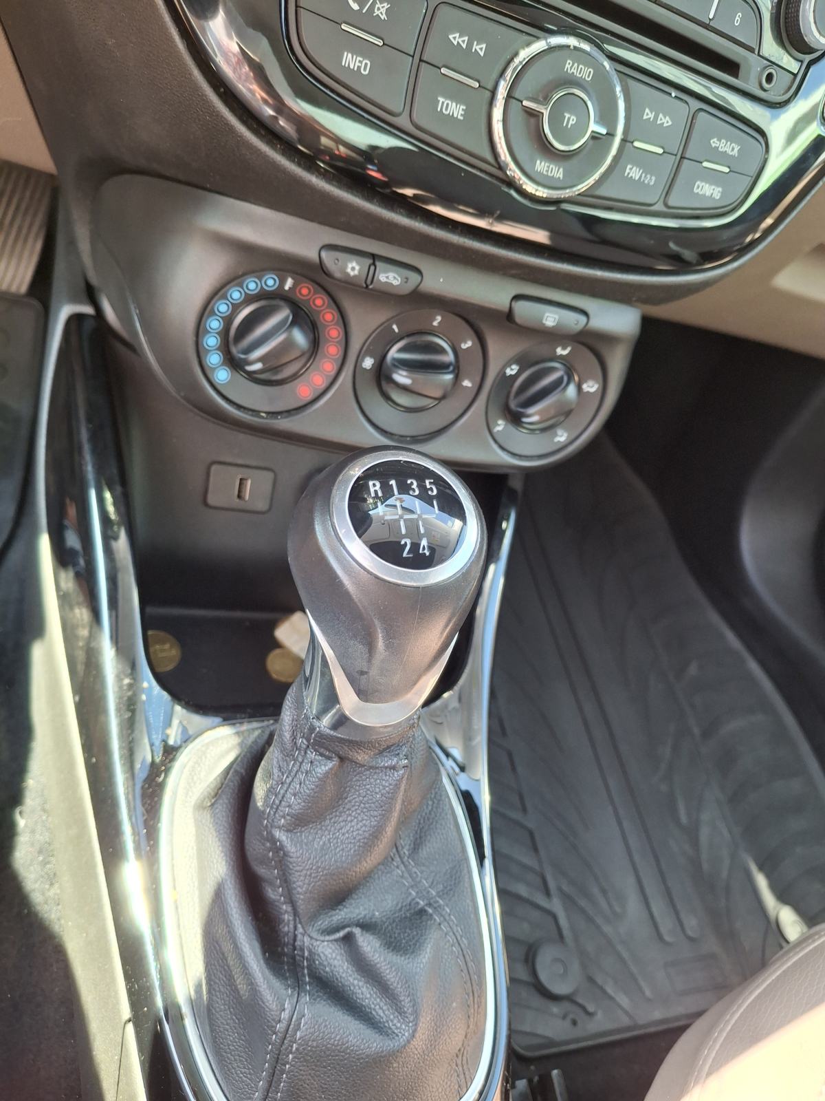 Opel Adam 1,4, 2017 god., fotografija 17