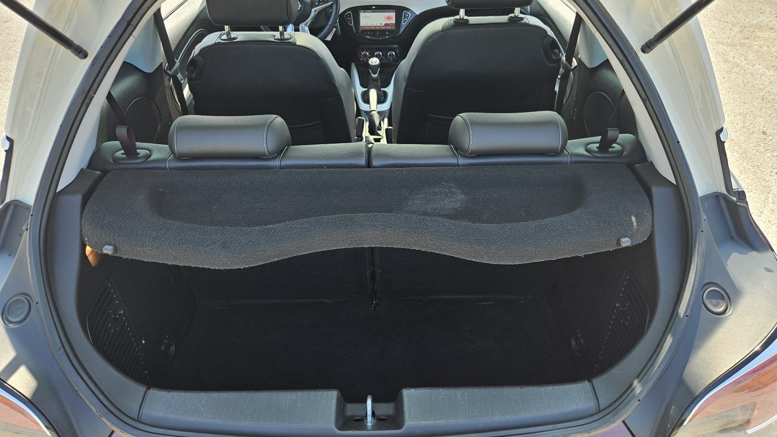 Opel Adam 1,4i, fotografija 15