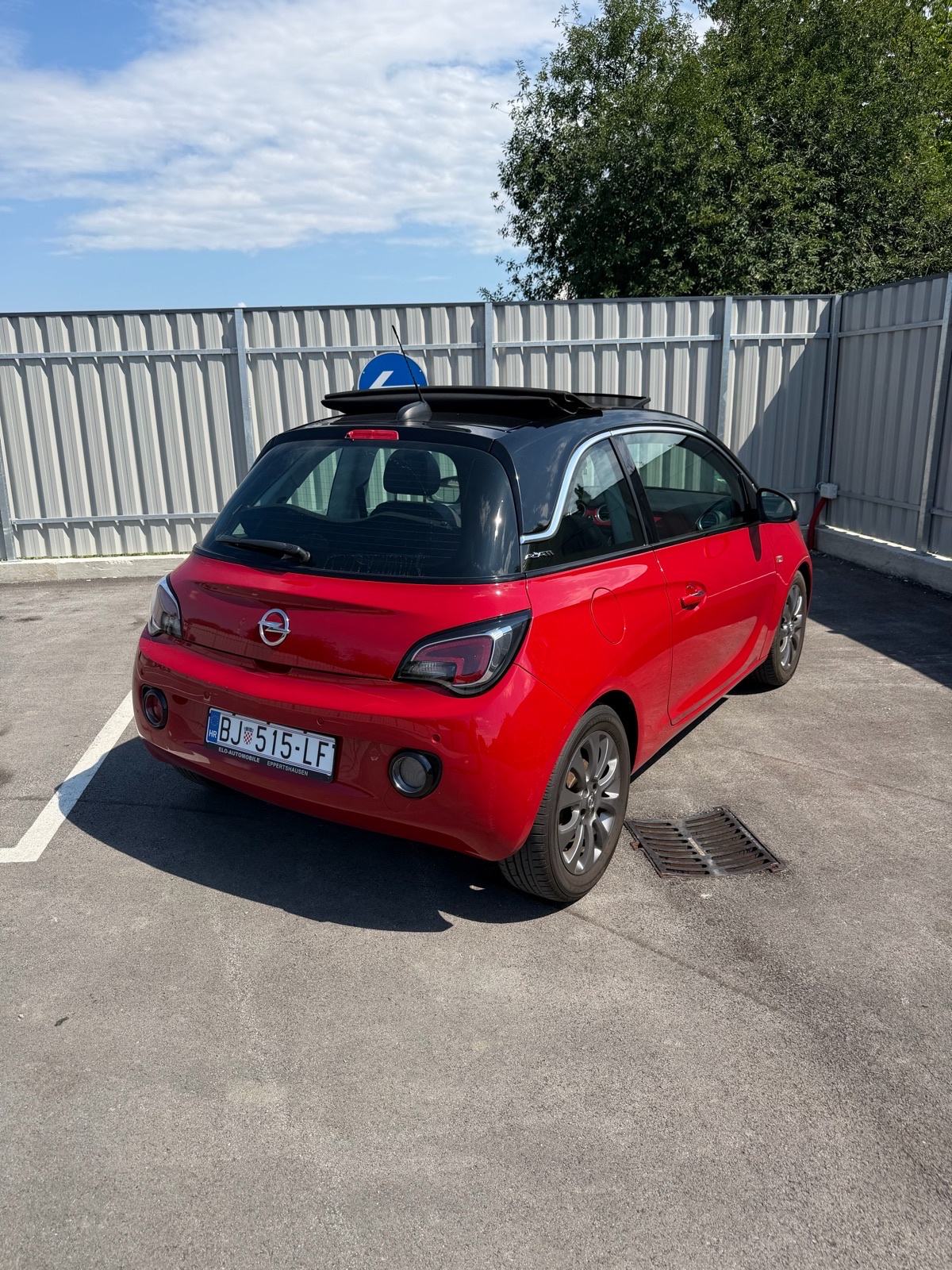 Opel Adam 2017 Panoramski siber 1.4 benzinac, fotografija 12