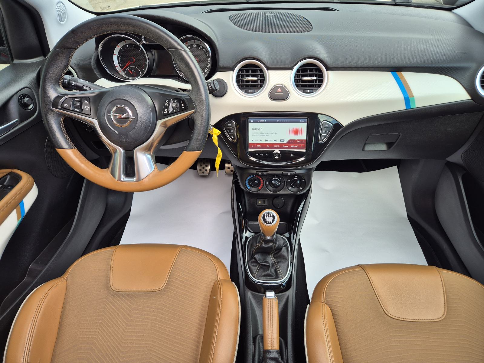 Opel Adam Turbo **ROCKS**CABRIO**KLIMA**KOŽA**MULTIMEDIJA**REG 1 GOD**, fotografija 19